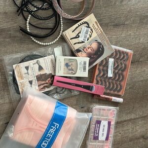 Assorted Beauty and Hair Accessories Set